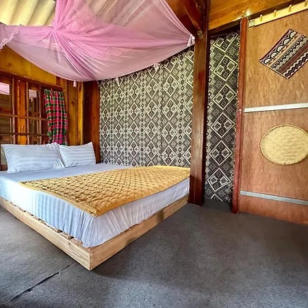 Du Gia Field View Homestay Làng Cac Exterior photo