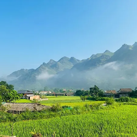 Du Gia Field View Homestay Làng Cac Exterior photo