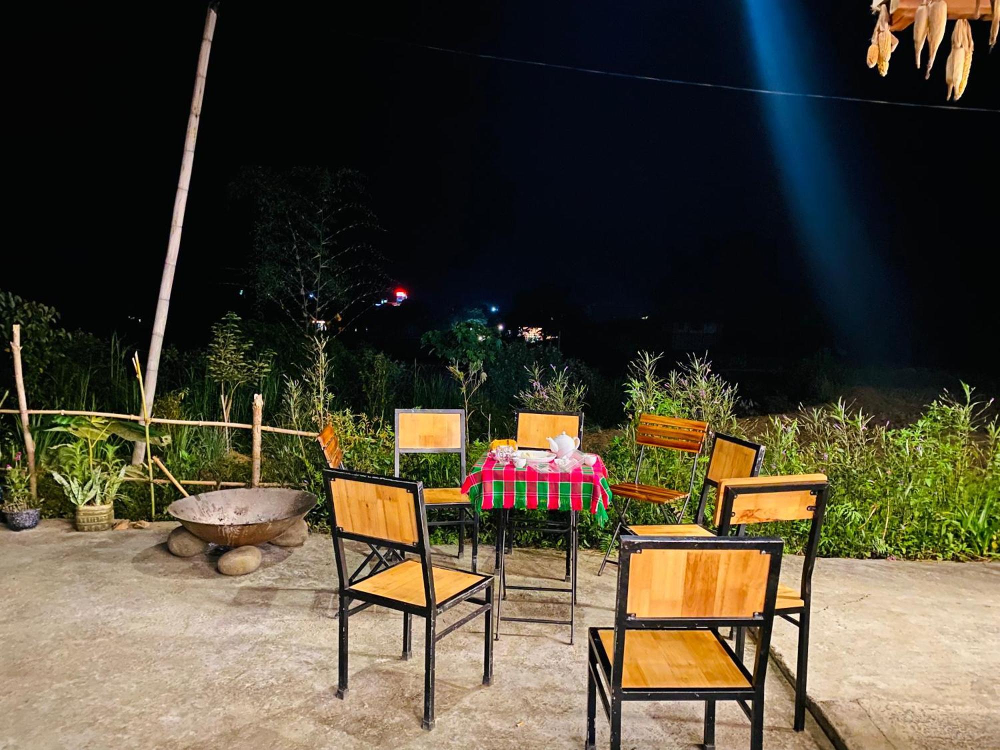 Homestay Du Gia Field View Lang Cac