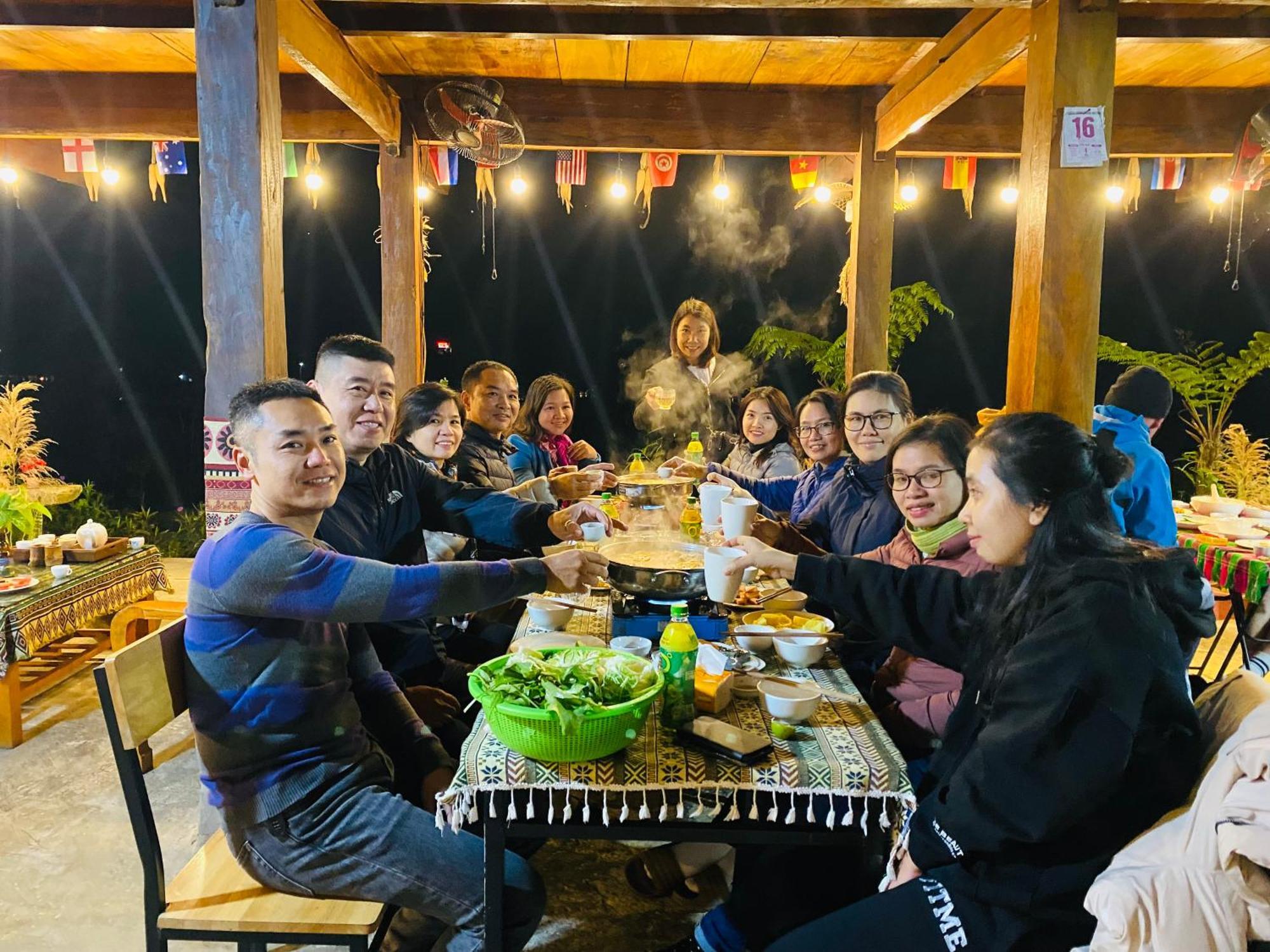 Du Gia Field View Homestay