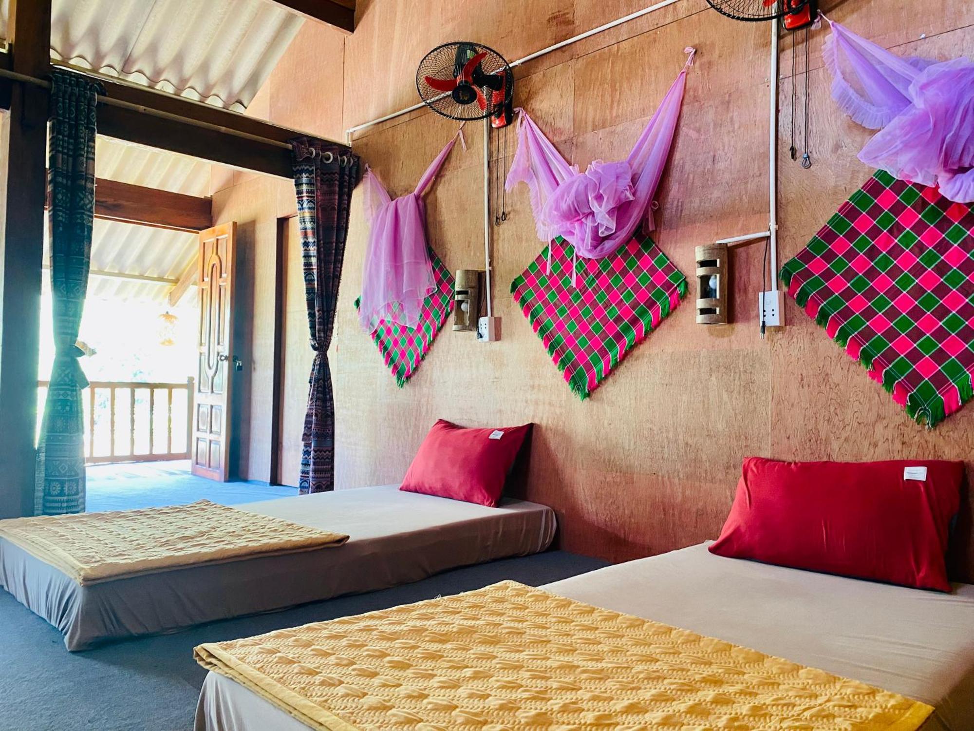 Homestay Du Gia Field View *