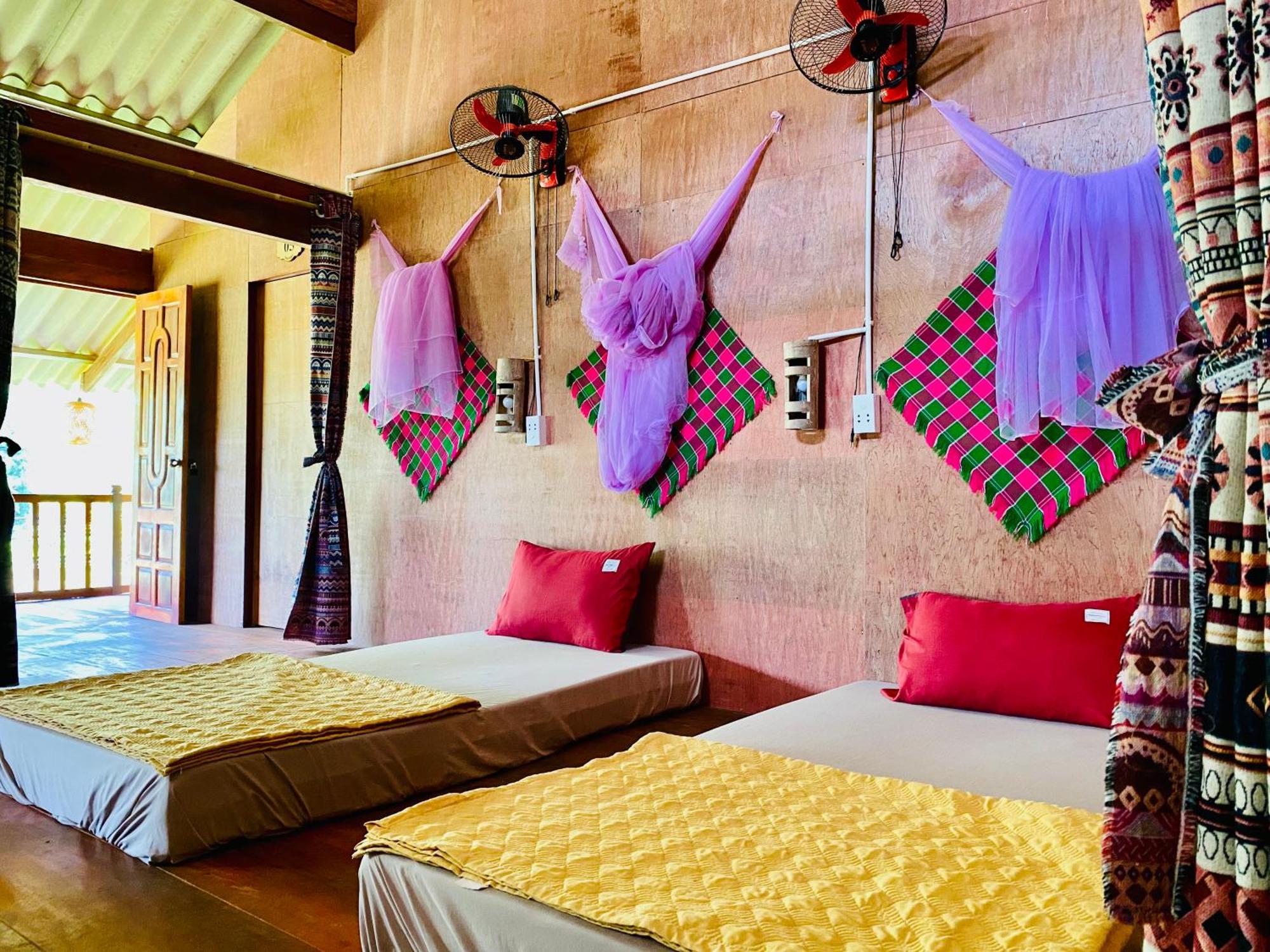 Homestay Du Gia Field View Lang Cac