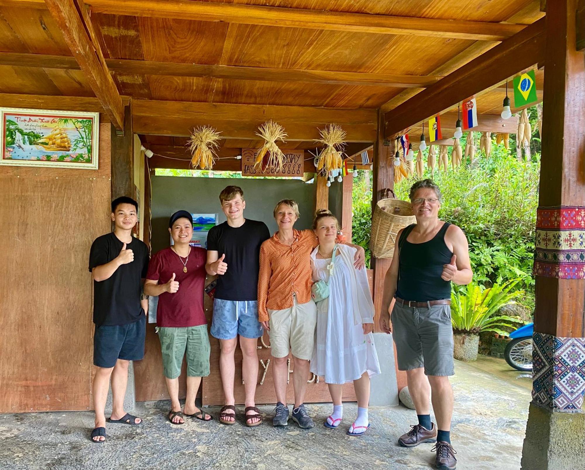 Du Gia Field View Homestay Lang Cac